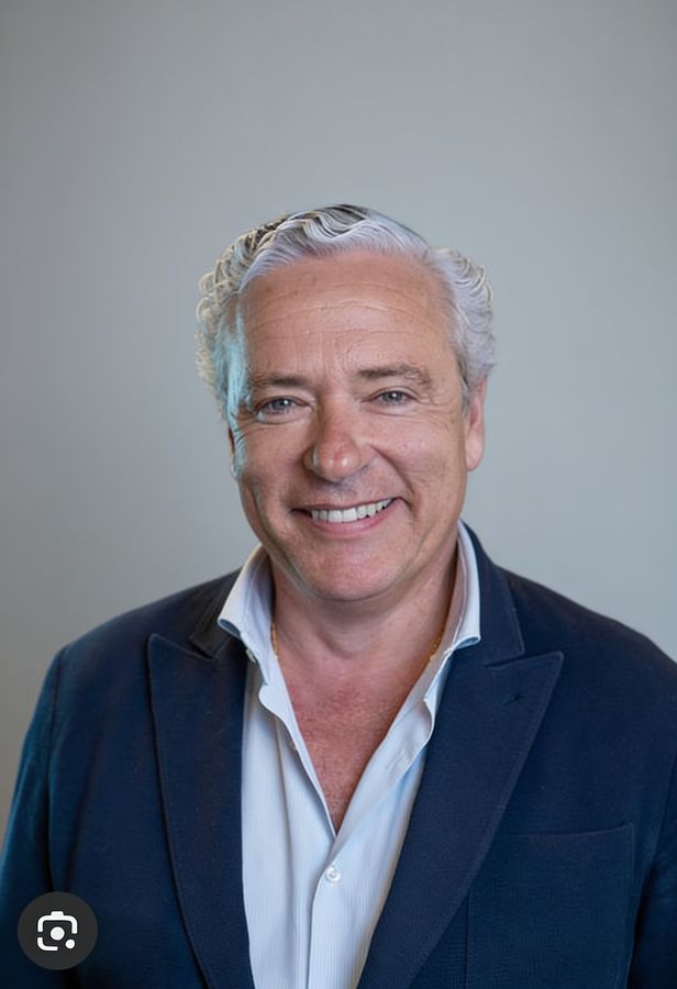 Fernando D&iacute;az-Llad&oacute;